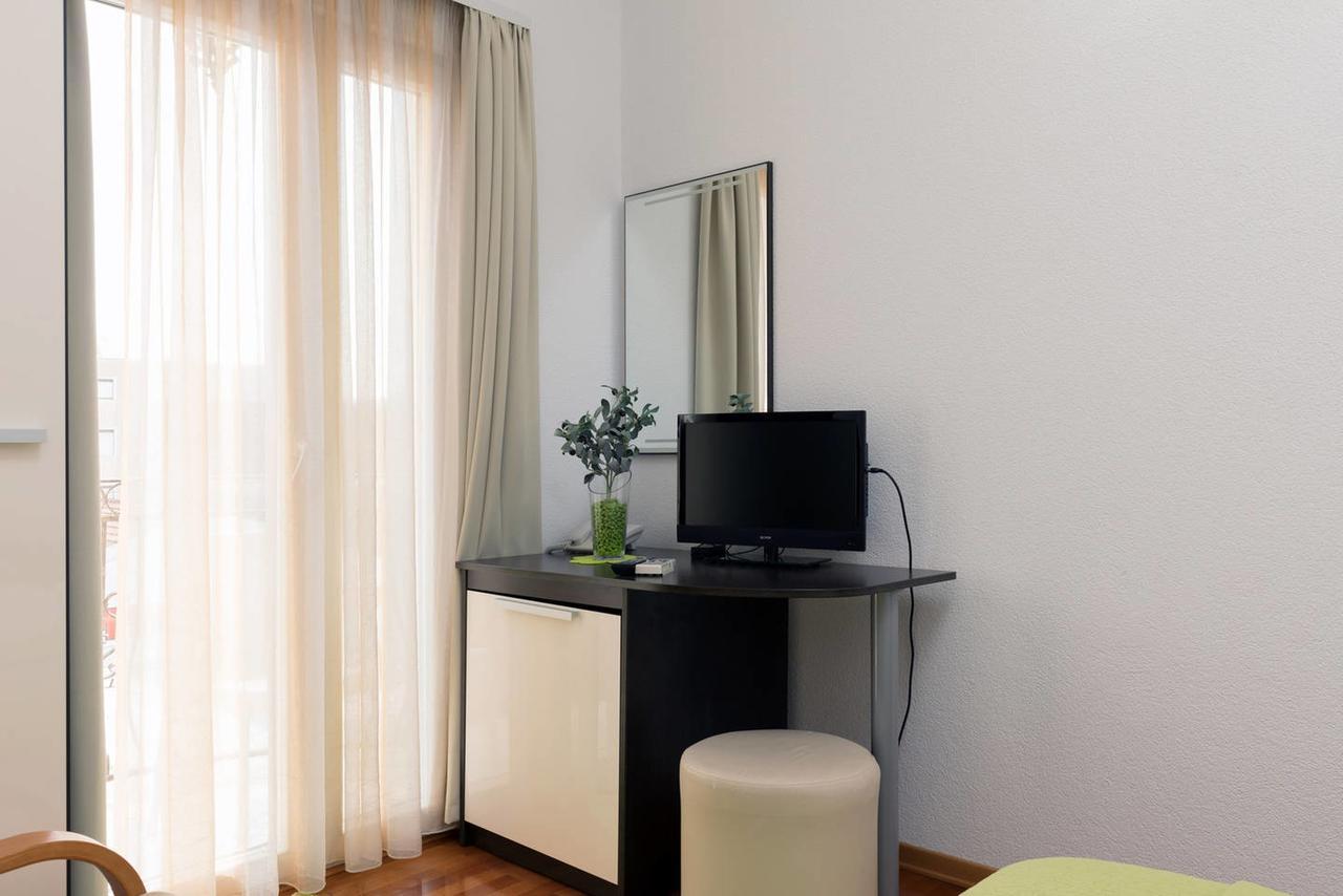 Apartments & Rooms Villa Maslina Trogir Exterior photo