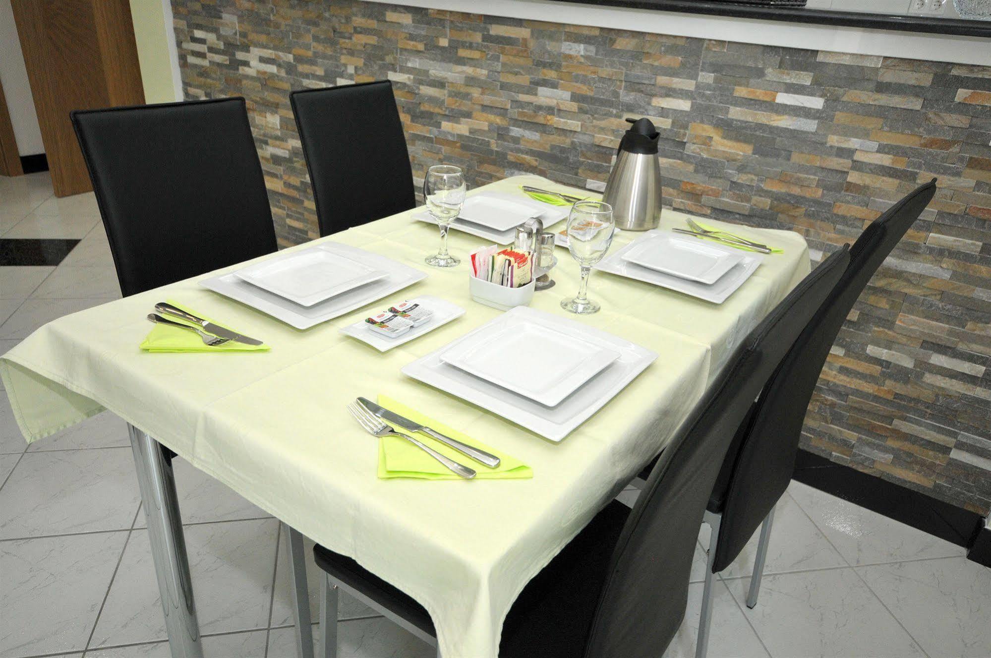 Apartments & Rooms Villa Maslina Trogir Exterior photo